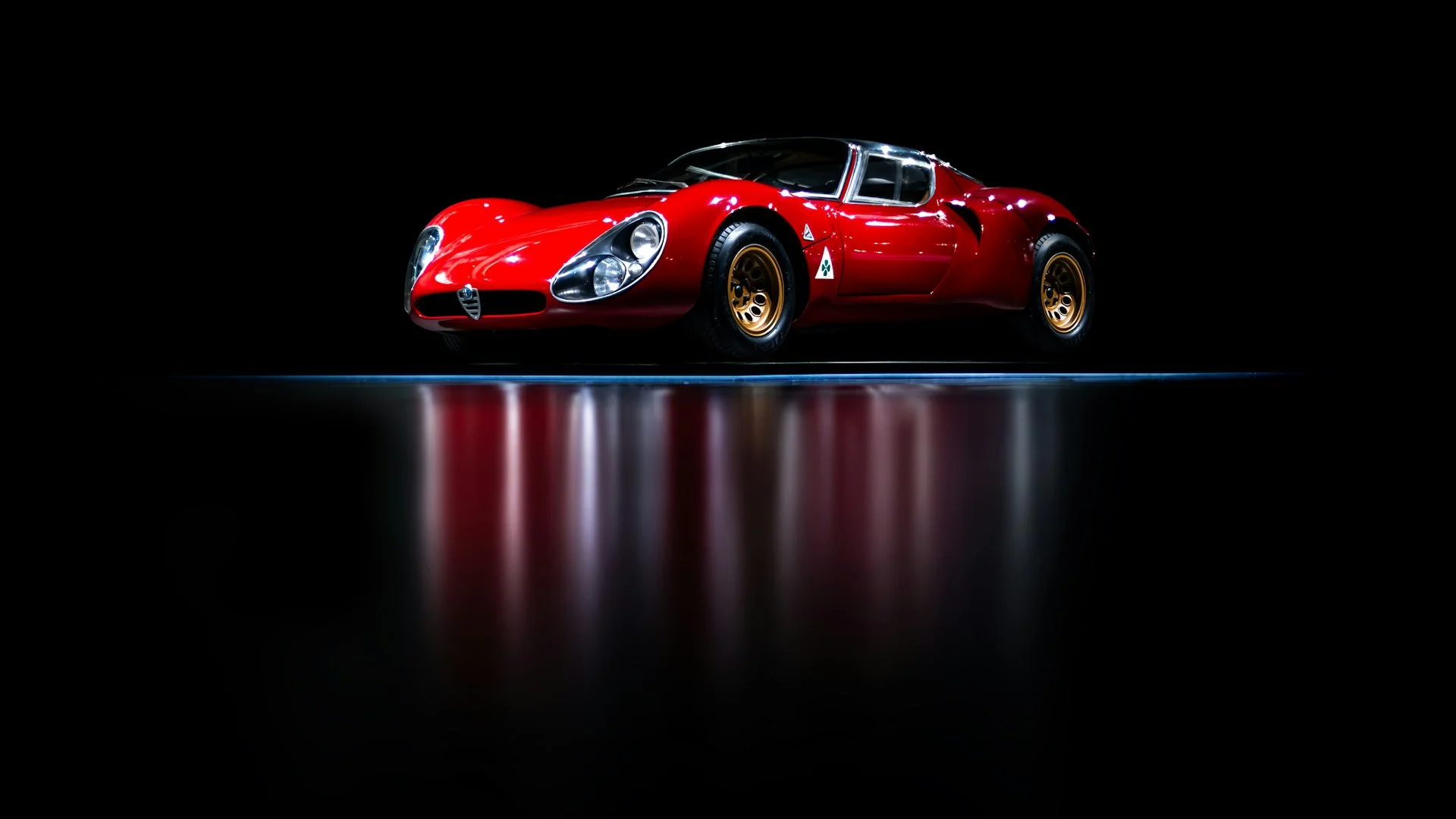 Alfa Romeo 33 Stradale rouge - Reprogrammation moteur Alfa Romeo Martigues